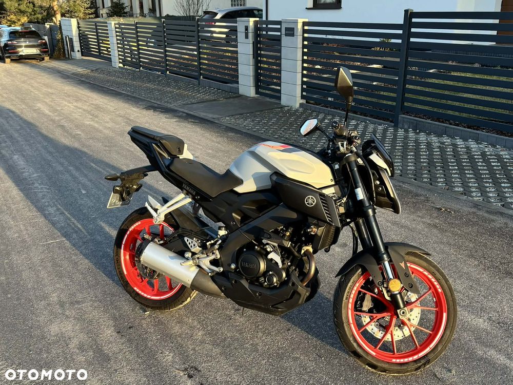 Yamaha MT - 2
