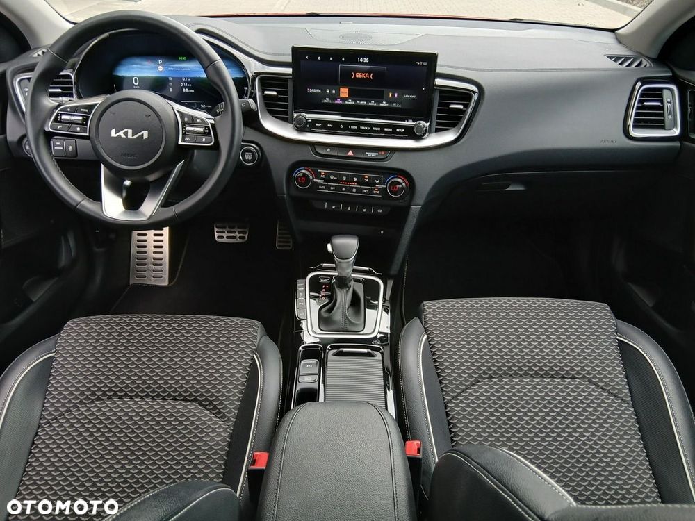 Kia Ceed - 21
