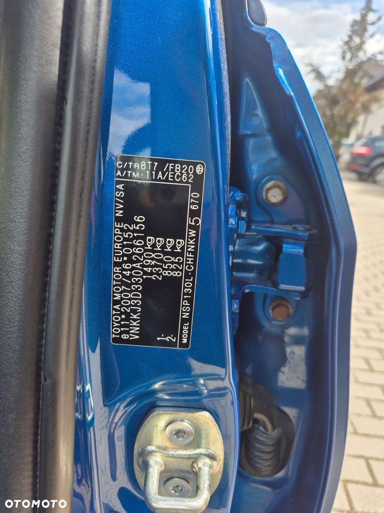Toyota Yaris 1.33 Premium - 17