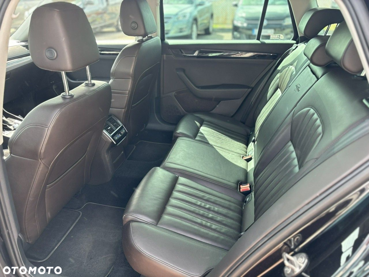 Skoda Superb - 23