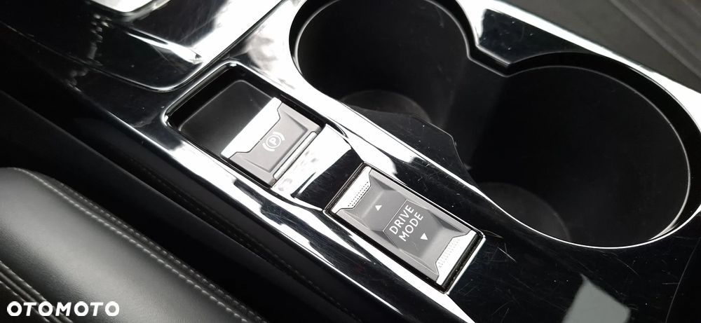 Peugeot 2008 1.5 BlueHDi GT Line S&S EAT8 - 21