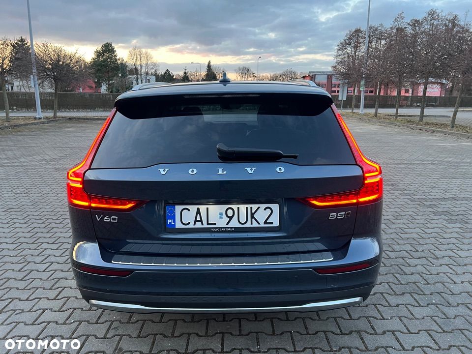 Volvo V60 B5 B AWD Plus Dark - 7