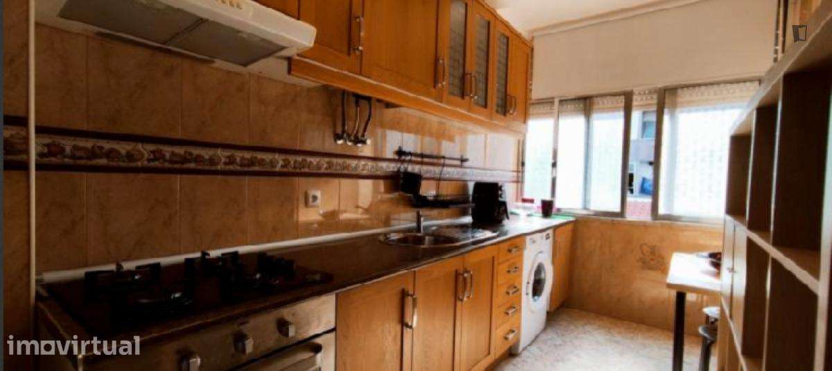 Quarto - localizado em Lisbon - Grande imagem: 5/16