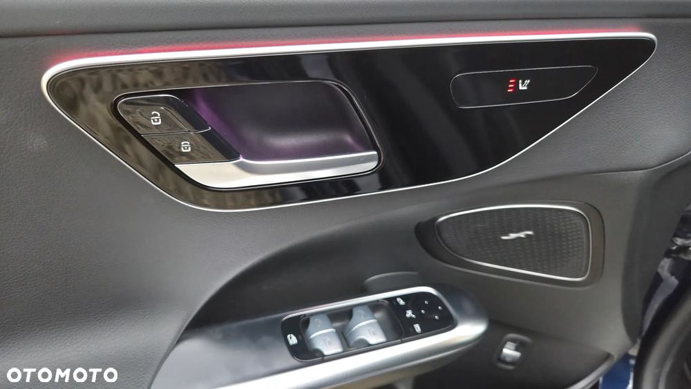Mercedes-Benz Klasa C 220 d T 9G-TRONIC AMG Line - 17