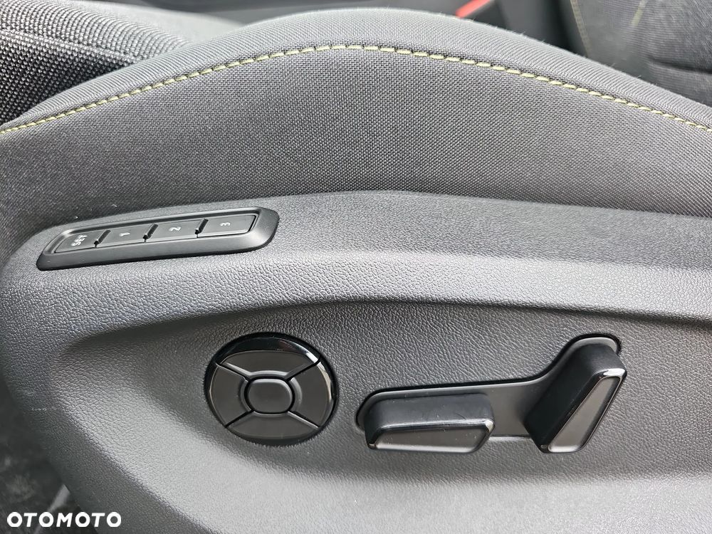 Skoda Kodiaq 2.0 TDI 4x4 Selection DSG - 25