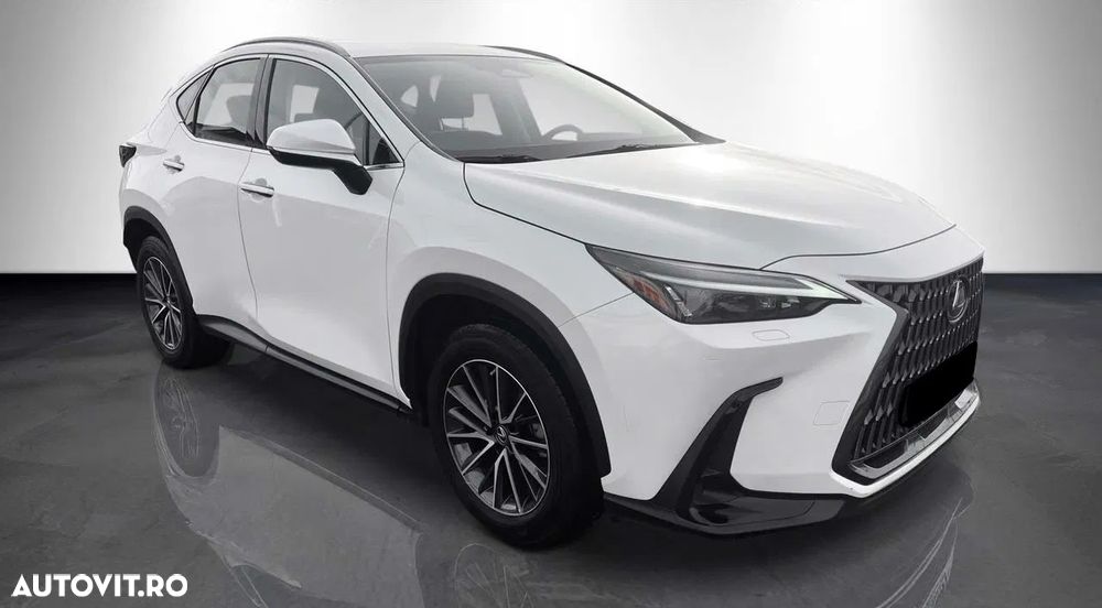 Lexus Seria NX 350h - 1