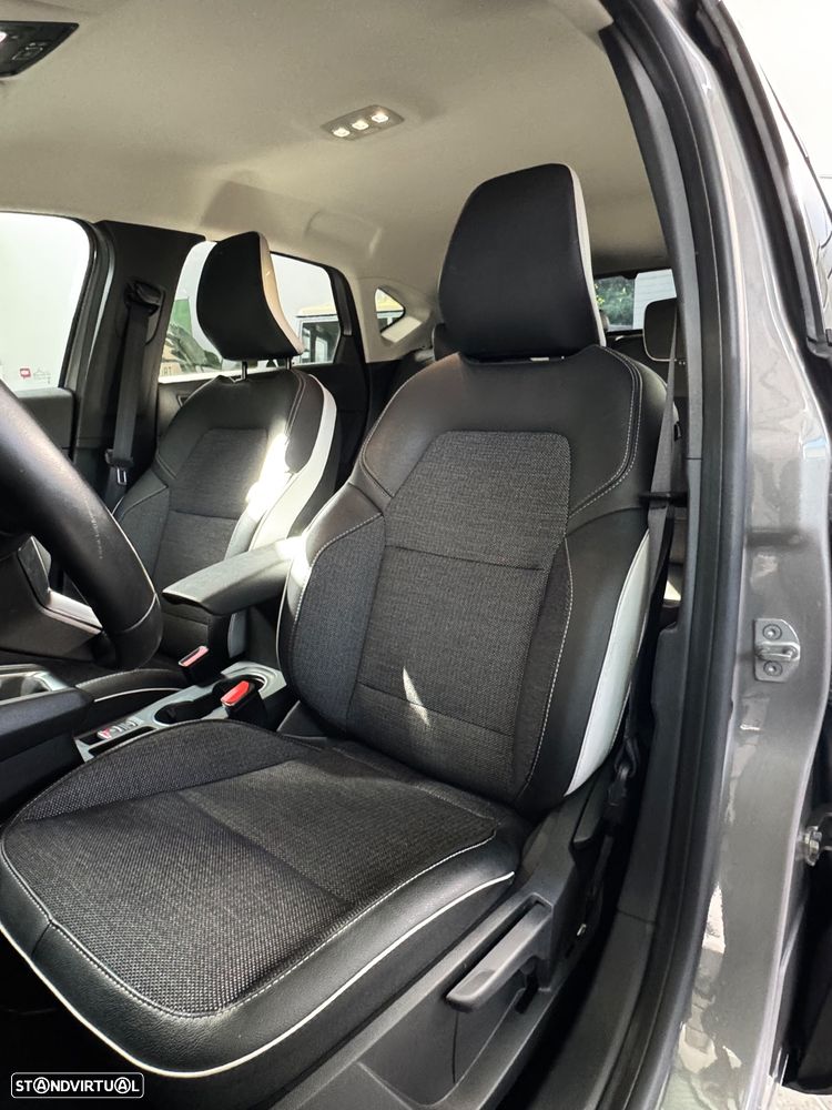 Renault Captur 1.0 TCe Techno - 9