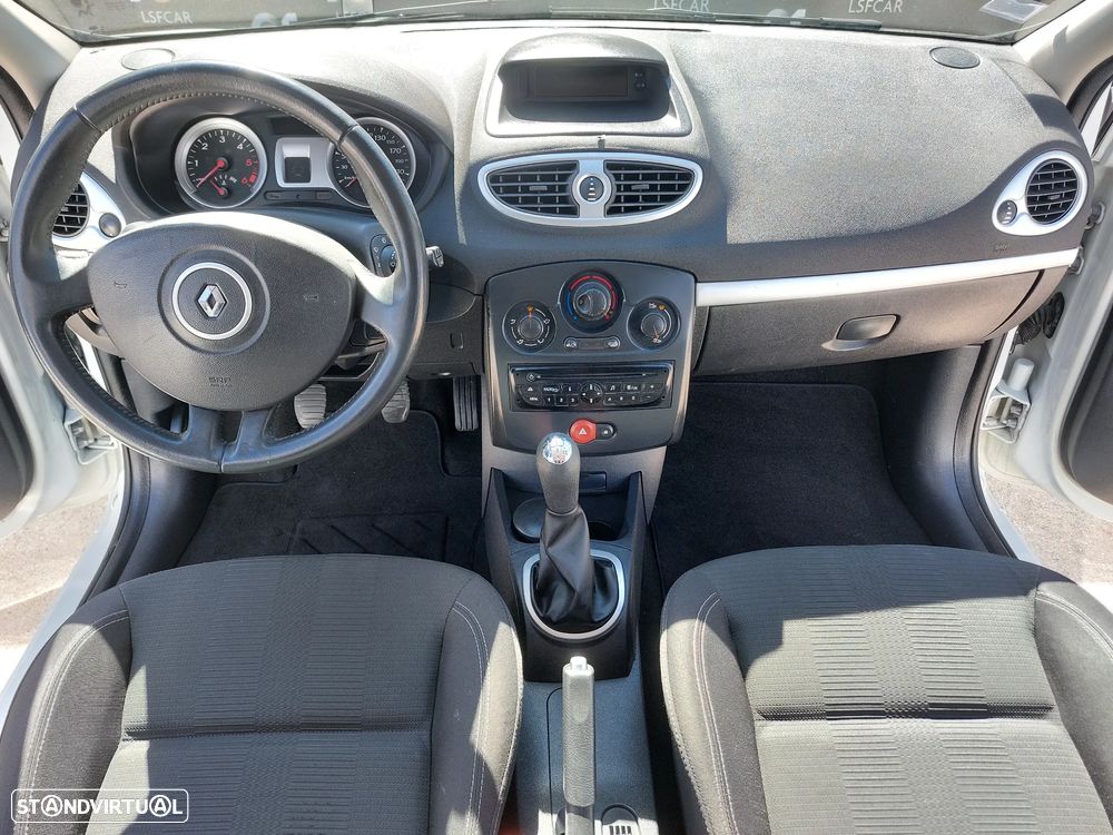 Renault Clio 1.5 dCi Confort - 17