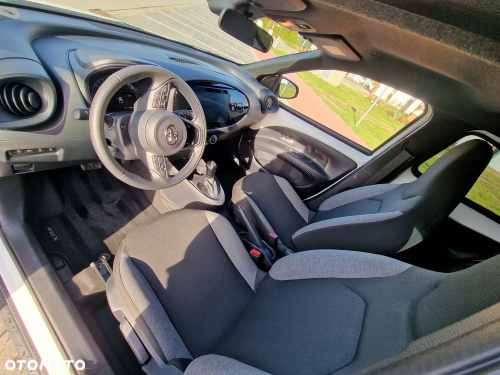 Toyota Aygo X - 11