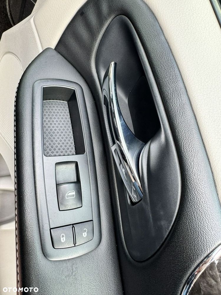 Dodge Grand Caravan - 22