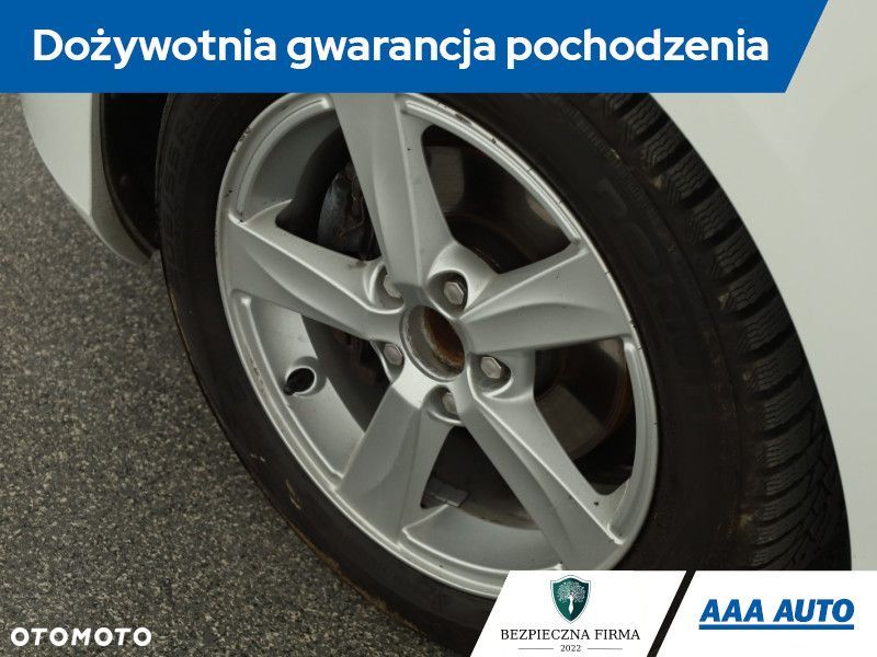 Volvo V40 - 23