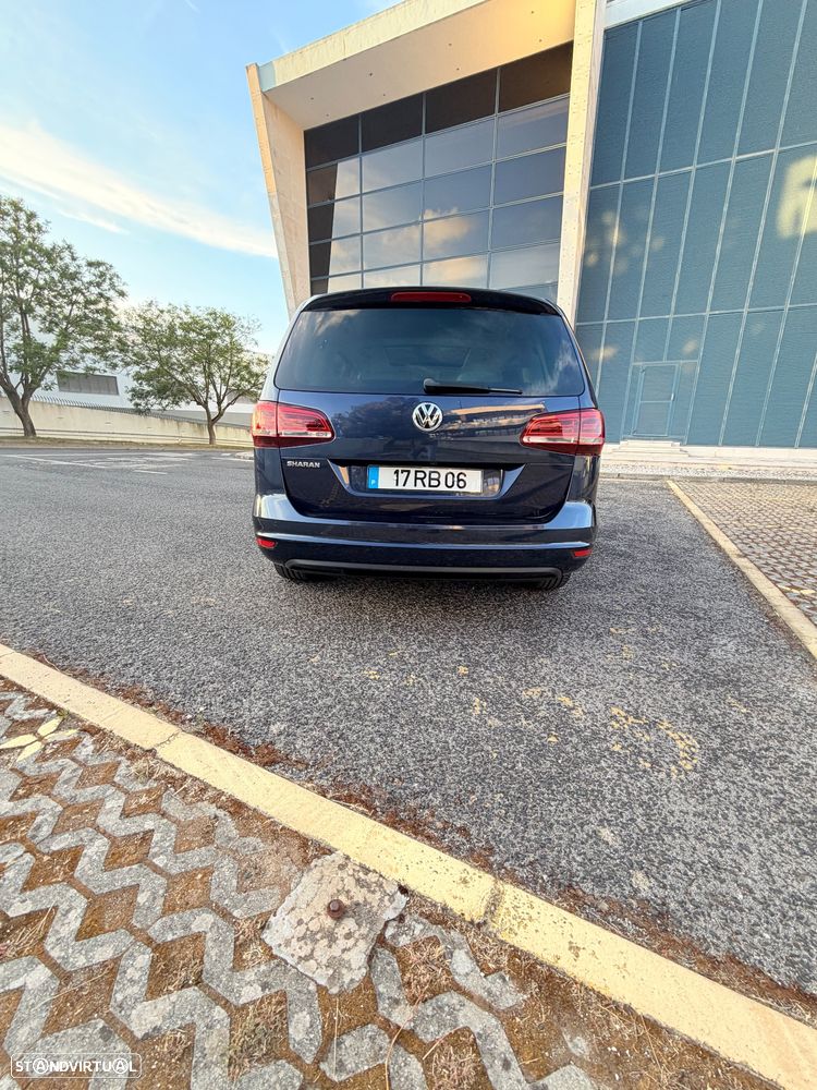 VW Sharan 2.0 TDI Blue Highline DSG - 6