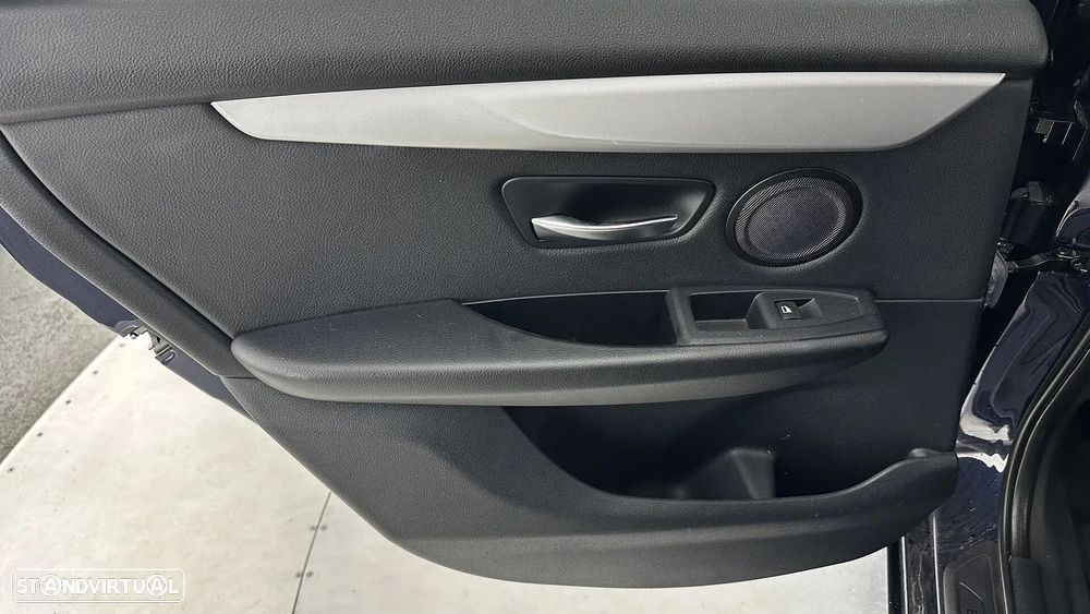 BMW 216 Active Tourer d Corporate Edition Business Edition - 40