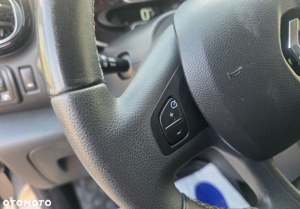 Renault Trafic - 14