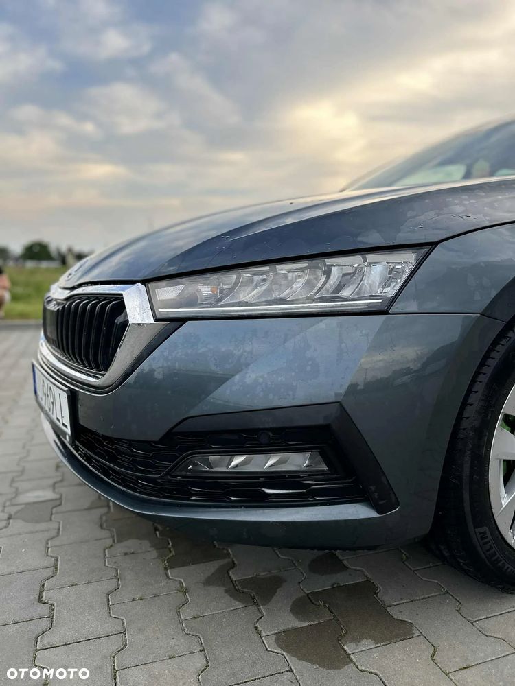 Skoda Octavia 1.5 TSI ACT Ambition - 4