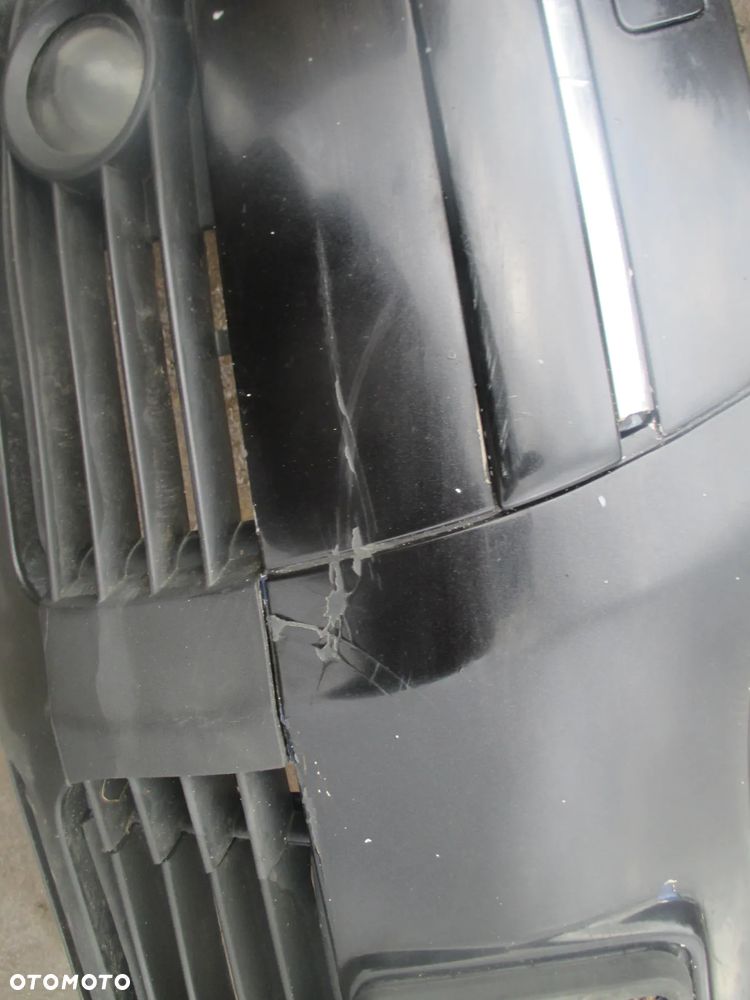 zderzak Passat B5 FL LC9Z - 4