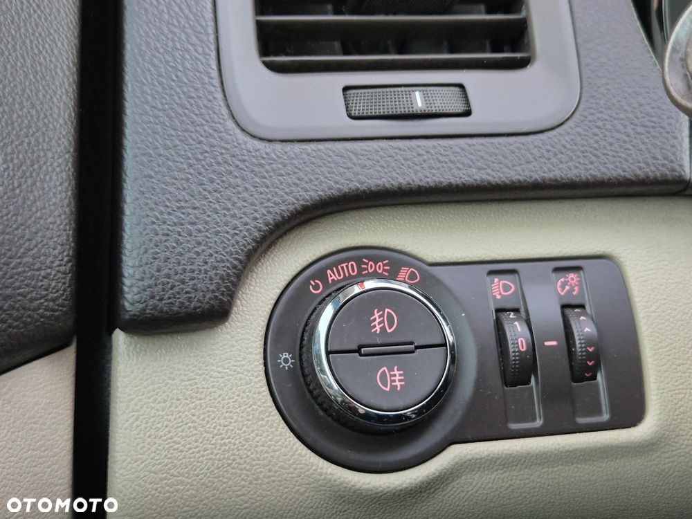 Opel Insignia 1.4 T Elegance S&S - 22