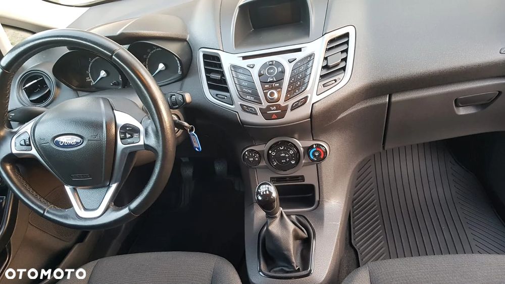 Ford Fiesta - 11