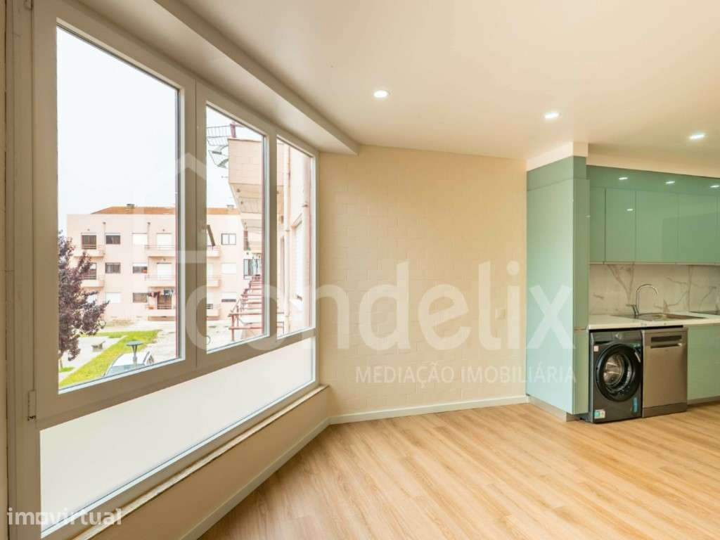Exclusivo T1+1 Remodelado a 250 m do Mar - Vila do Conde - Grande imagem: 3/18