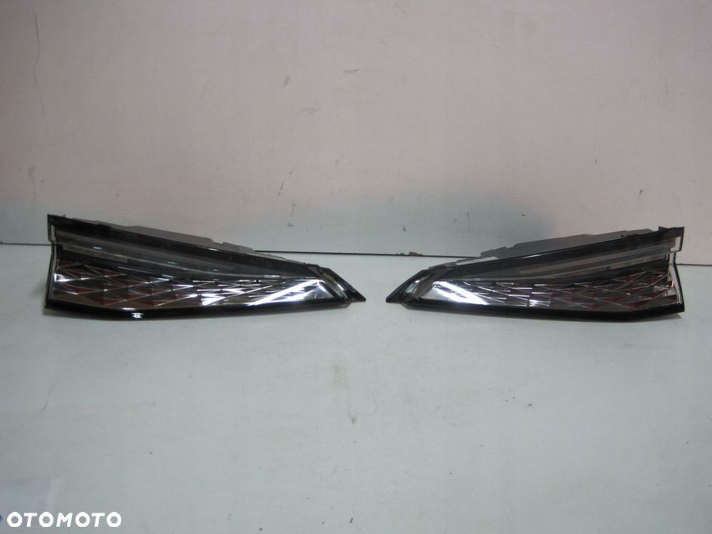 Lampa Lampy CITROEN DS4 21r LED PRAWA LEWA DO KLAPY 9844894880 9844895180 - 1