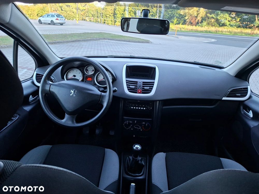 Peugeot 207 75 Filou - 19