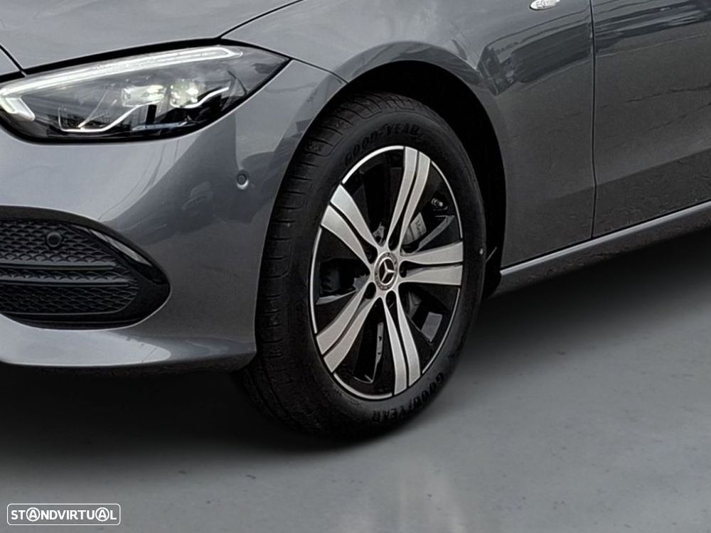 Mercedes-Benz C 300 e Avantgarde - 4