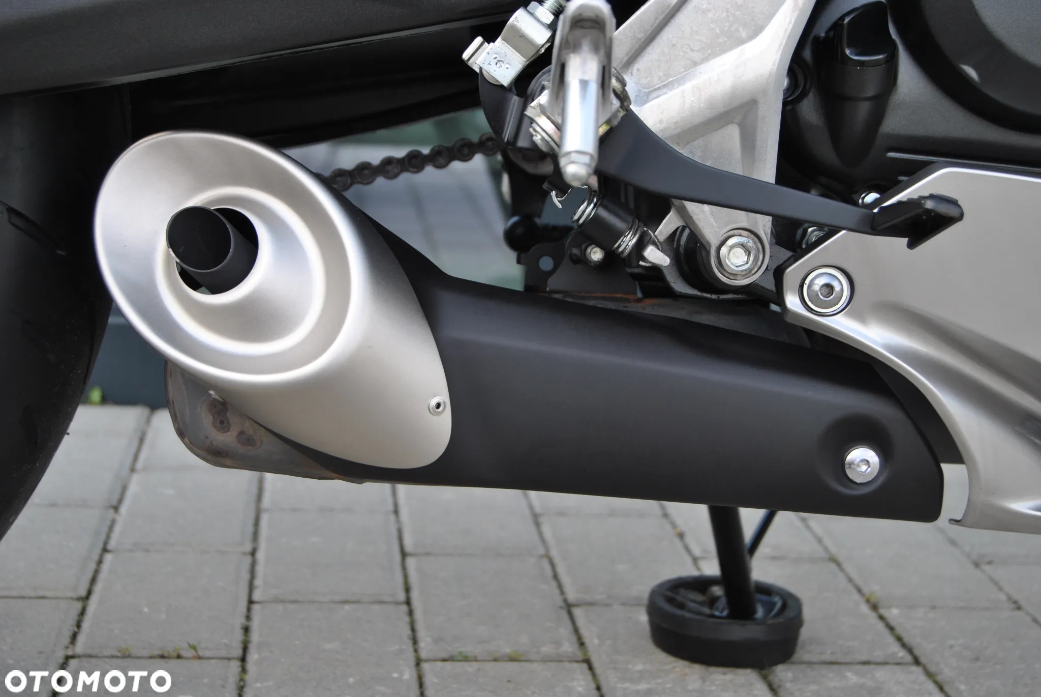 Honda CB - 16