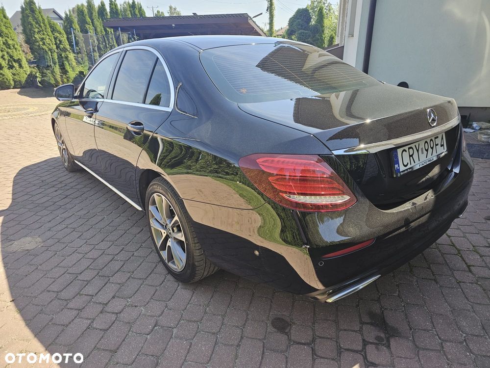 Mercedes-Benz Klasa E 220 d 9G-TRONIC - 6