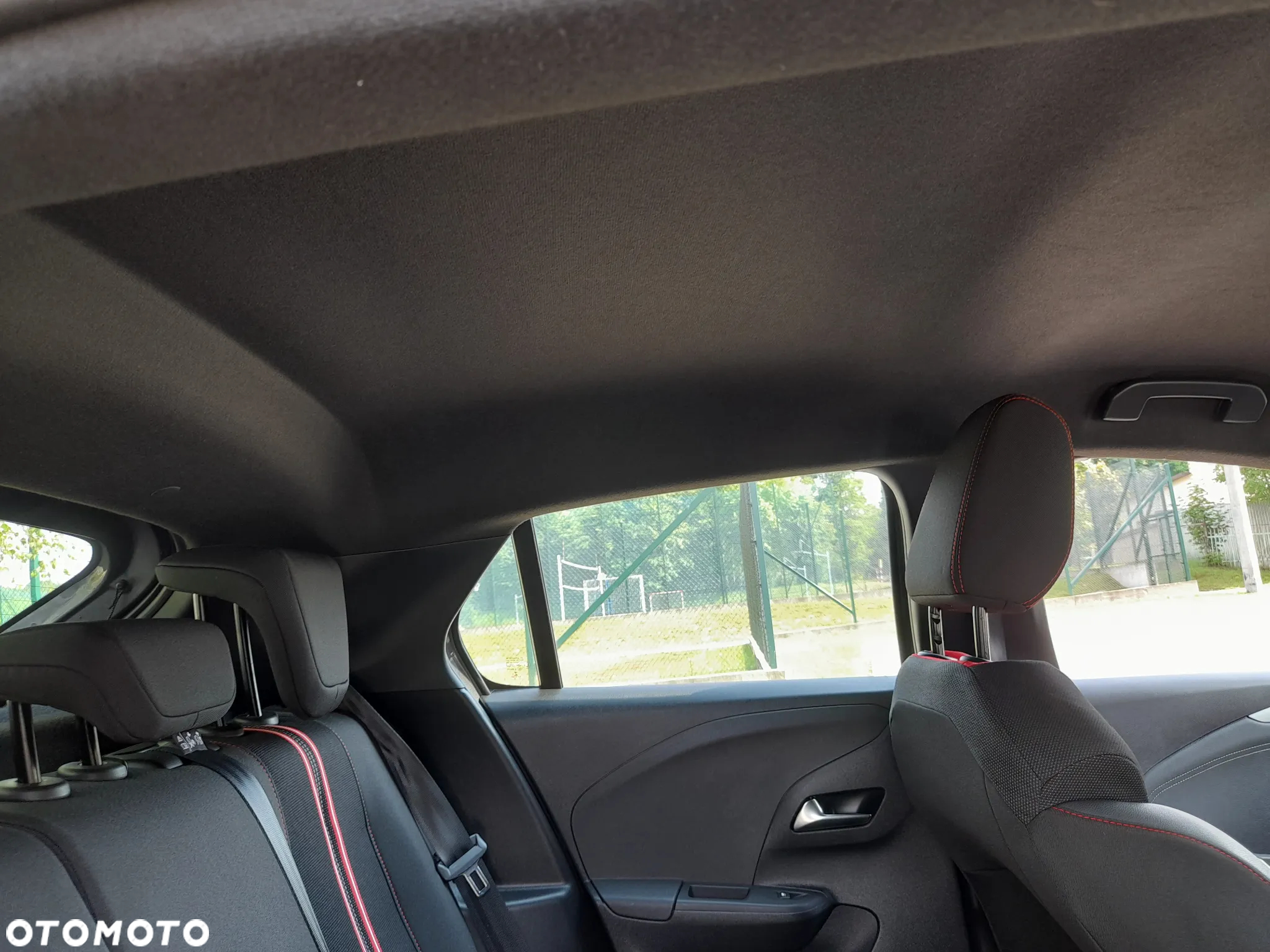 Opel Corsa 1.2 GS Line S&S - 18