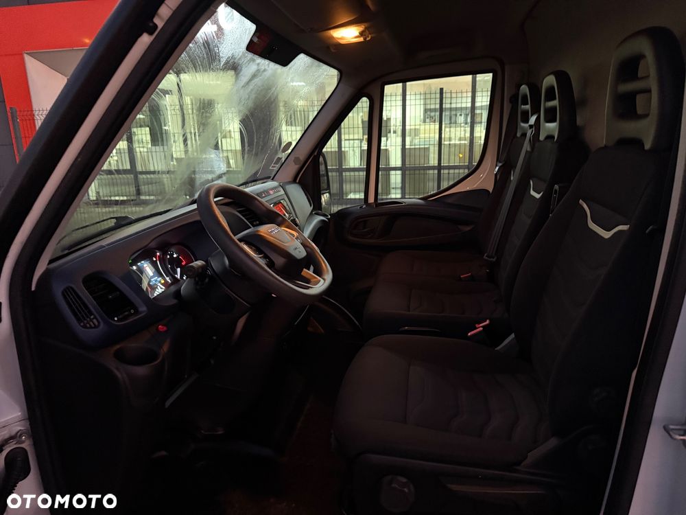 Iveco Daily 35S160 L3h3 Automat HiMatic +Winda załadowcza - 16