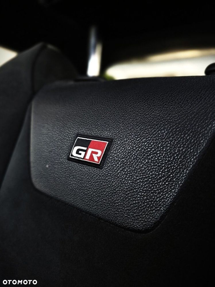 Toyota C-HR 1.8 Hybrid GPF GR Sport - 25