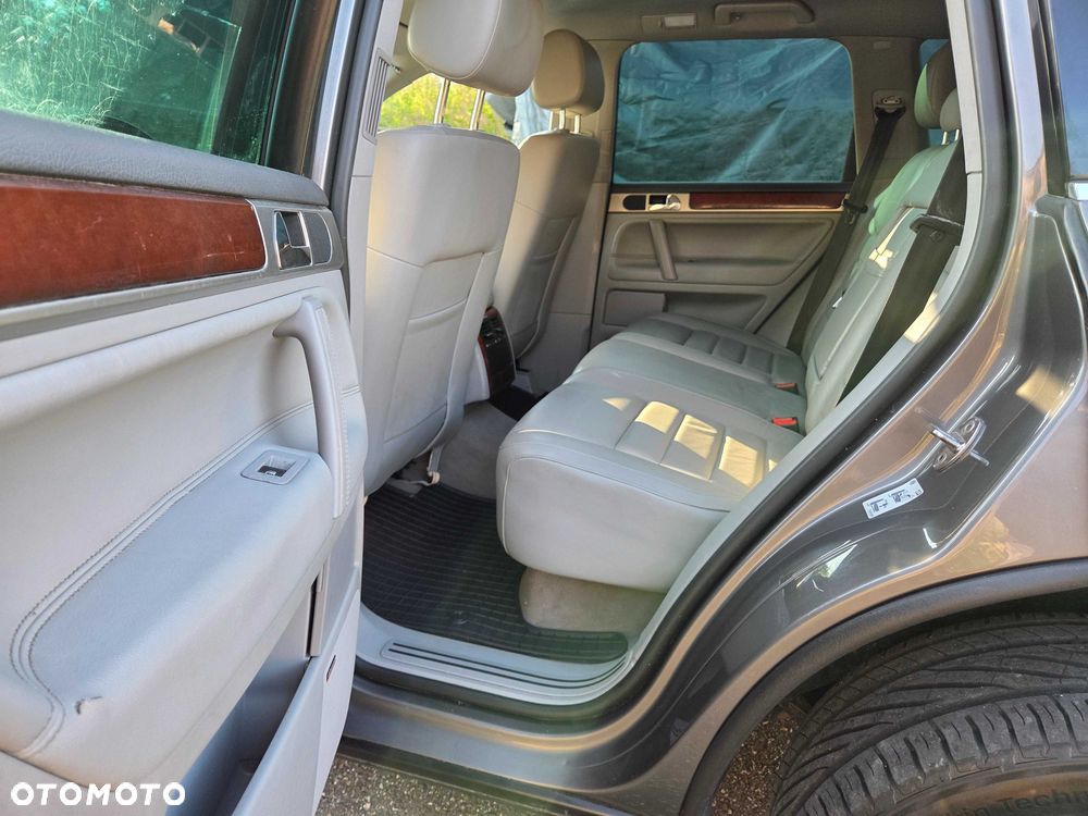 Volkswagen Touareg - 7