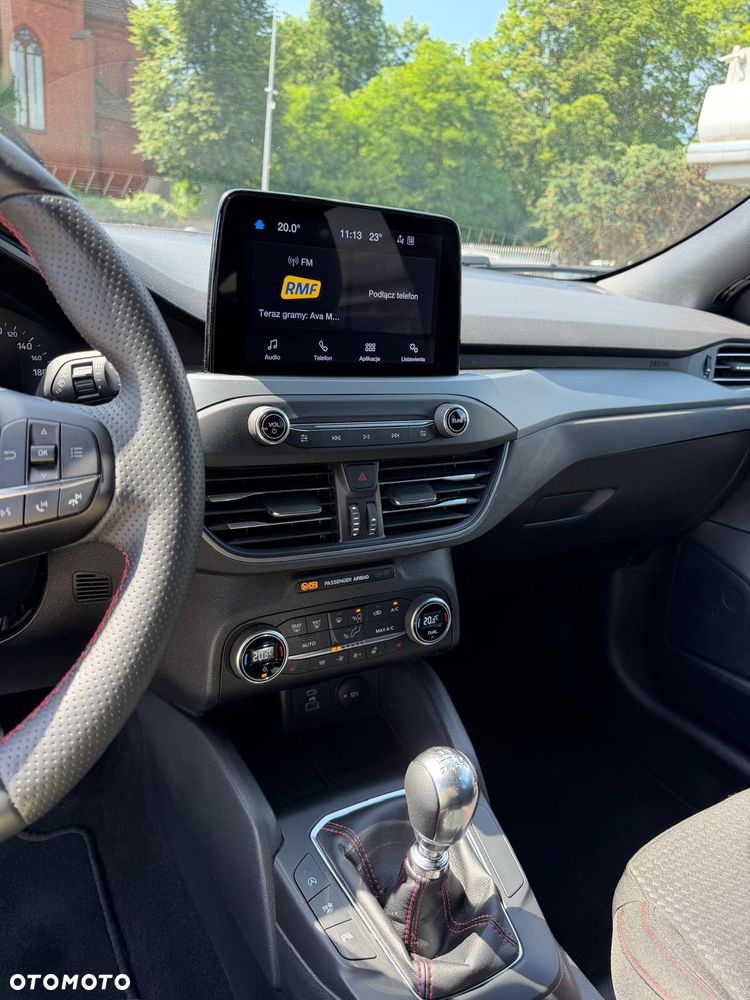Ford Focus 1.0 EcoBoost mHEV ST-Line - 17