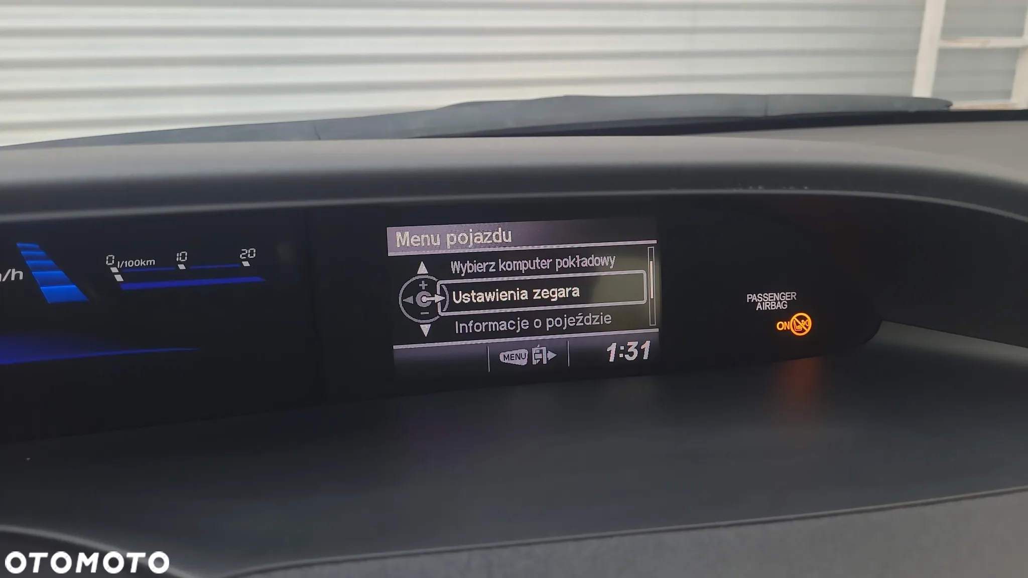 Honda Civic 1.8 Comfort - 37