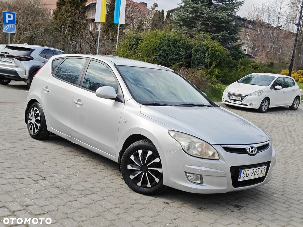 Hyundai i30 1.4 Classic + - 4