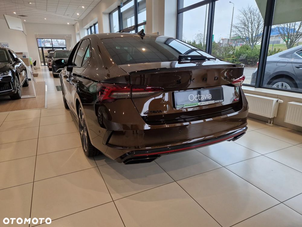 Skoda Octavia 2.0 TSI RS DSG - 3