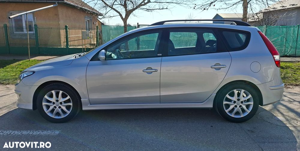 Hyundai i30 1.6 CRDI Comfort - 5