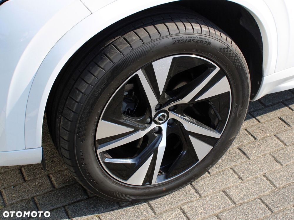 Volvo XC 90 D5 SCR AWD R-Design - 37