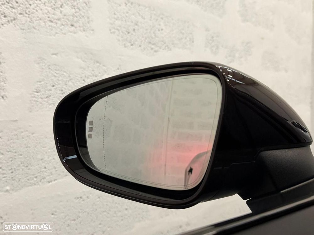 Porsche Taycan 4S - 13