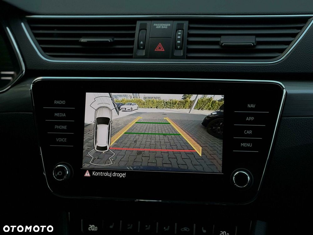 Skoda Superb 1.4 TSI Plug-In Hybrid Style DSG - 32