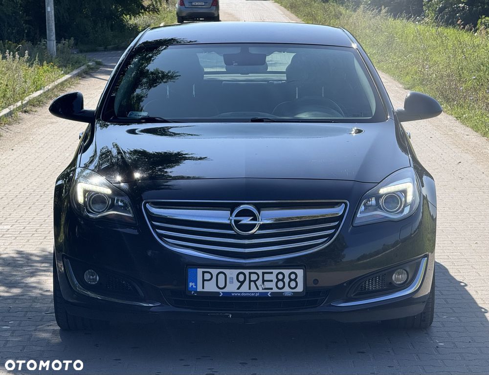 Opel Insignia - 1