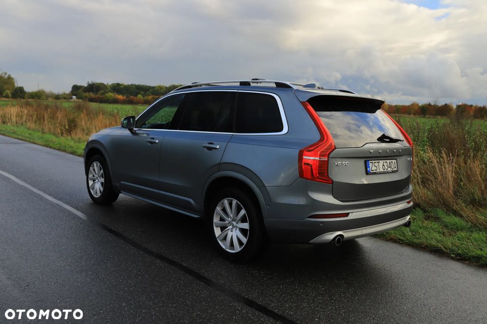 Volvo XC 90 - 3
