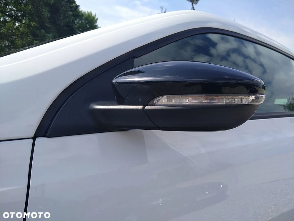 Volkswagen Scirocco - 13