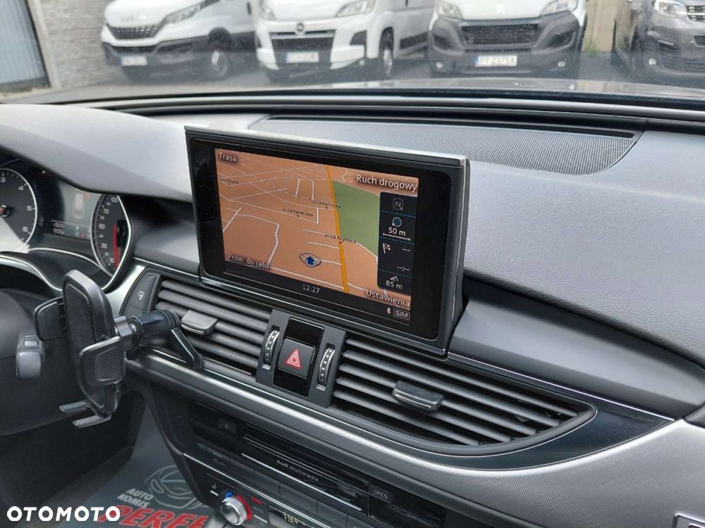 Audi A6 Avant - 16