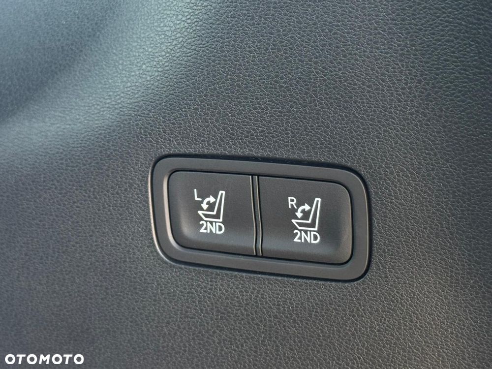 Hyundai Santa Fe 1.6 T-GDI HEV Calligraphy 4WD 6os - 33