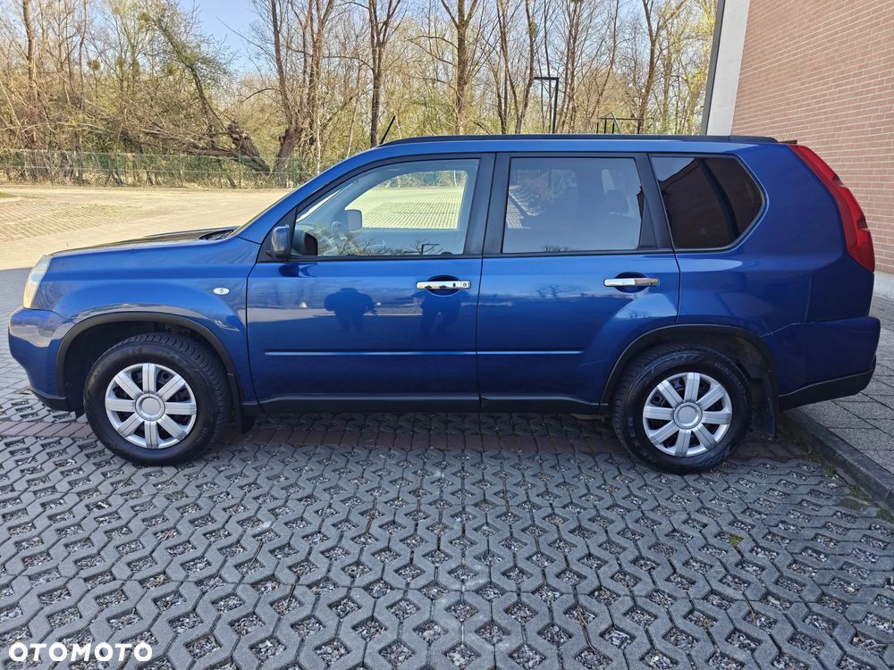 Nissan X-Trail 2.0 dCi 4x4 DPF Platinum - 9