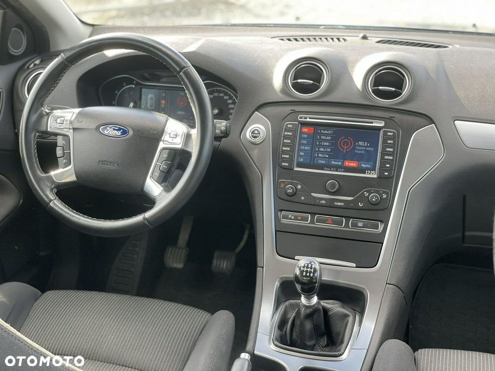 Ford Mondeo 1.6 TDCi Titanium - 4