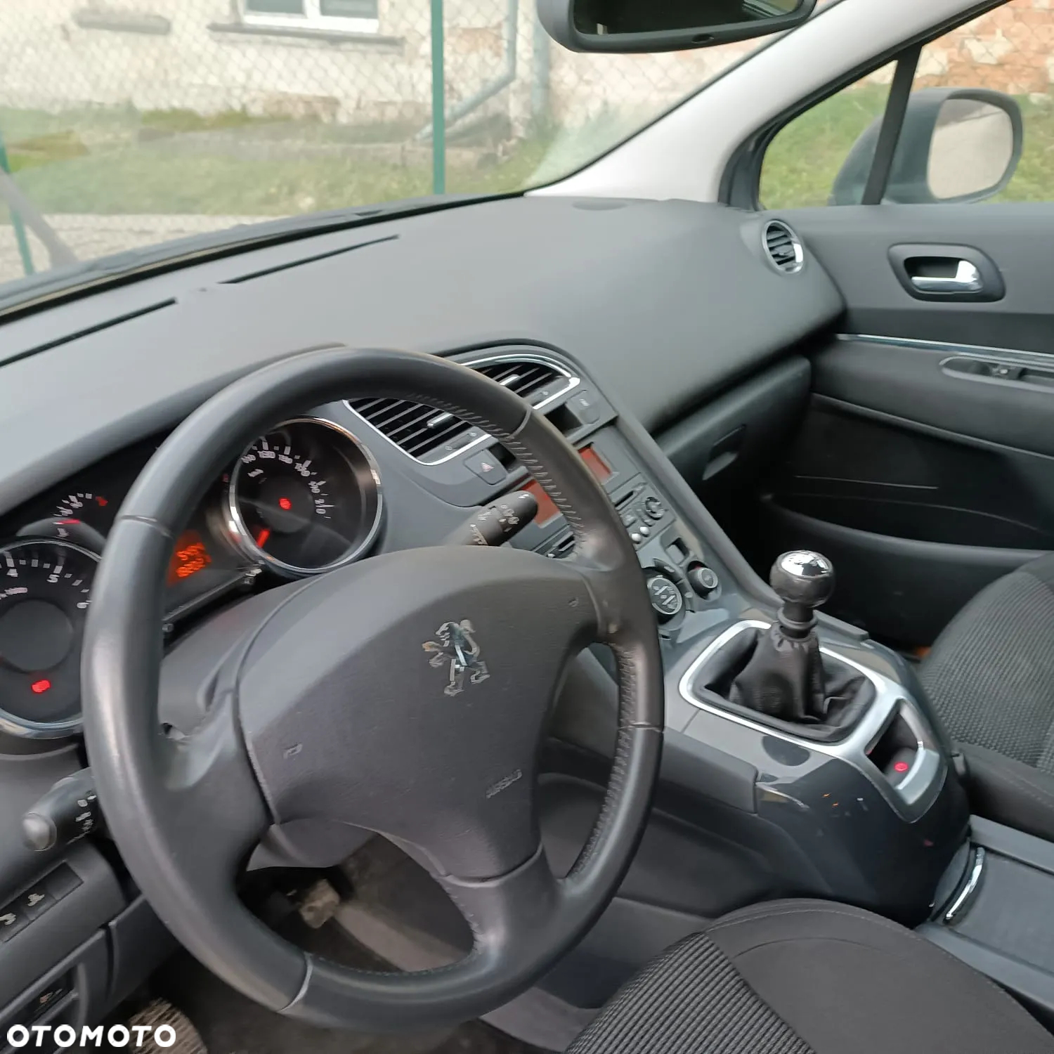 Peugeot 5008 1.6 THP Active 7os - 16