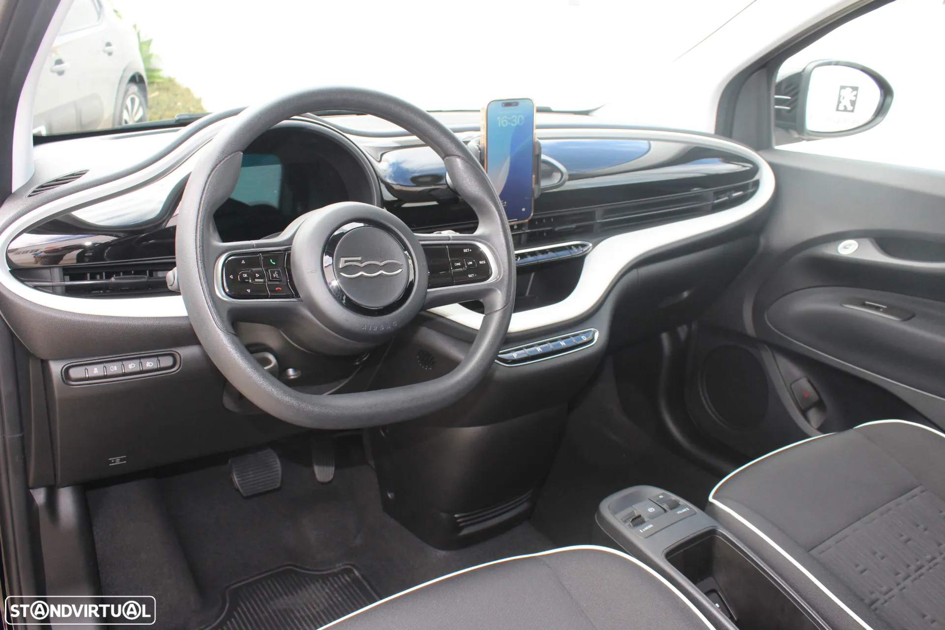 Fiat 500e Action - 23