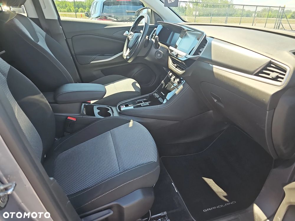 Opel Grandland 1.2 T Edition S&S - 20